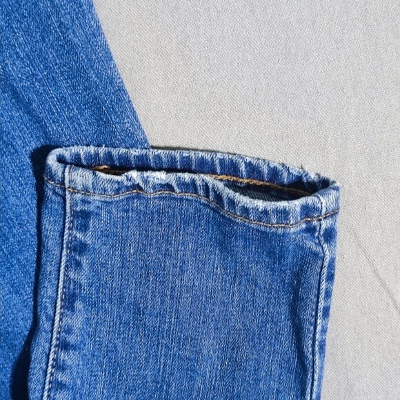 Levis 711 jeans women's W28/L32(29) medium washed denim blue skinny straight - Picture 10 of 16